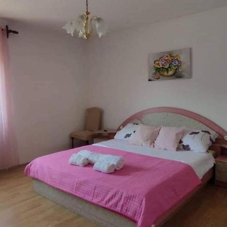 Apartment Eva Rovinjsko Selo Εξωτερικό φωτογραφία